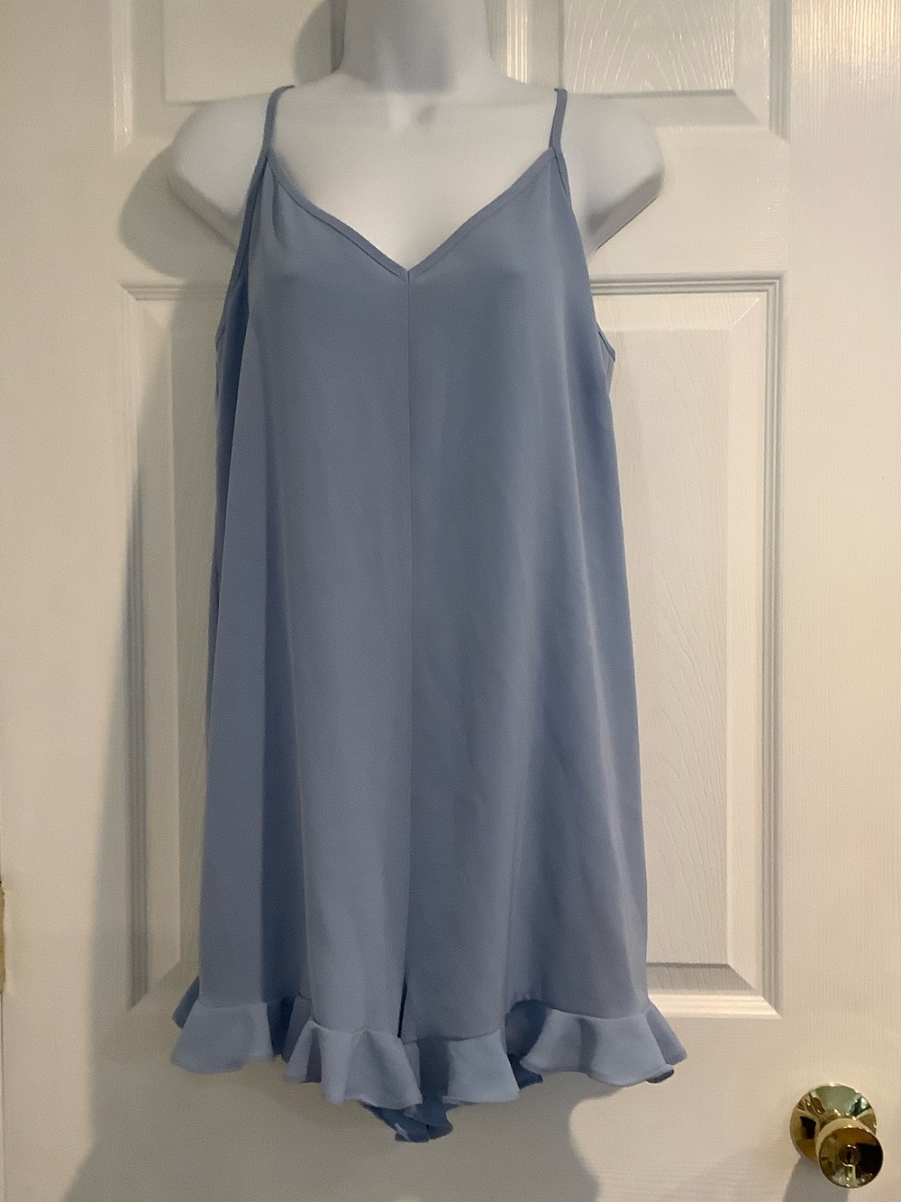 AQUA Blue/Purple Loose Fit Ruffled V Neck Party Coastal Beach Summer Romper M